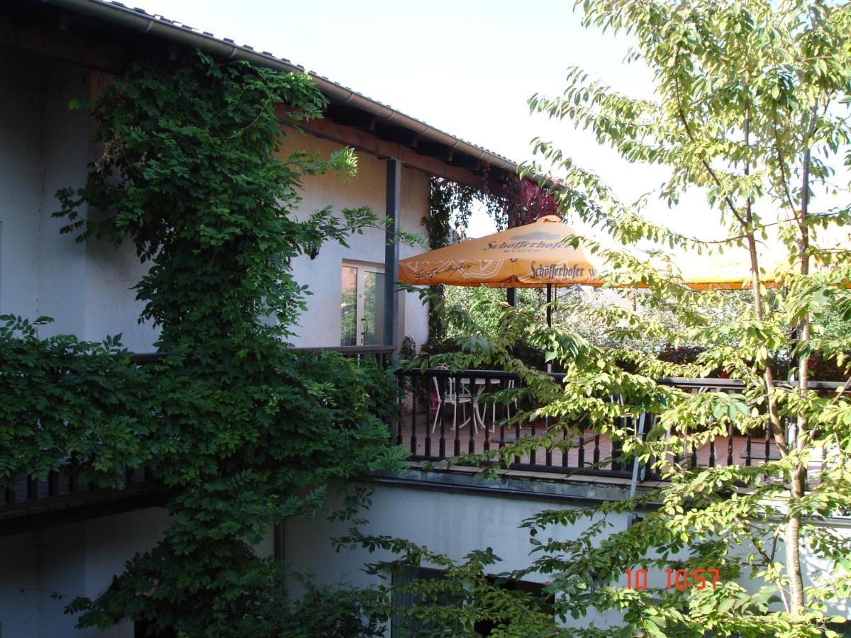 Stadthotel Brandenburger Hof Нойрупин Екстериор снимка